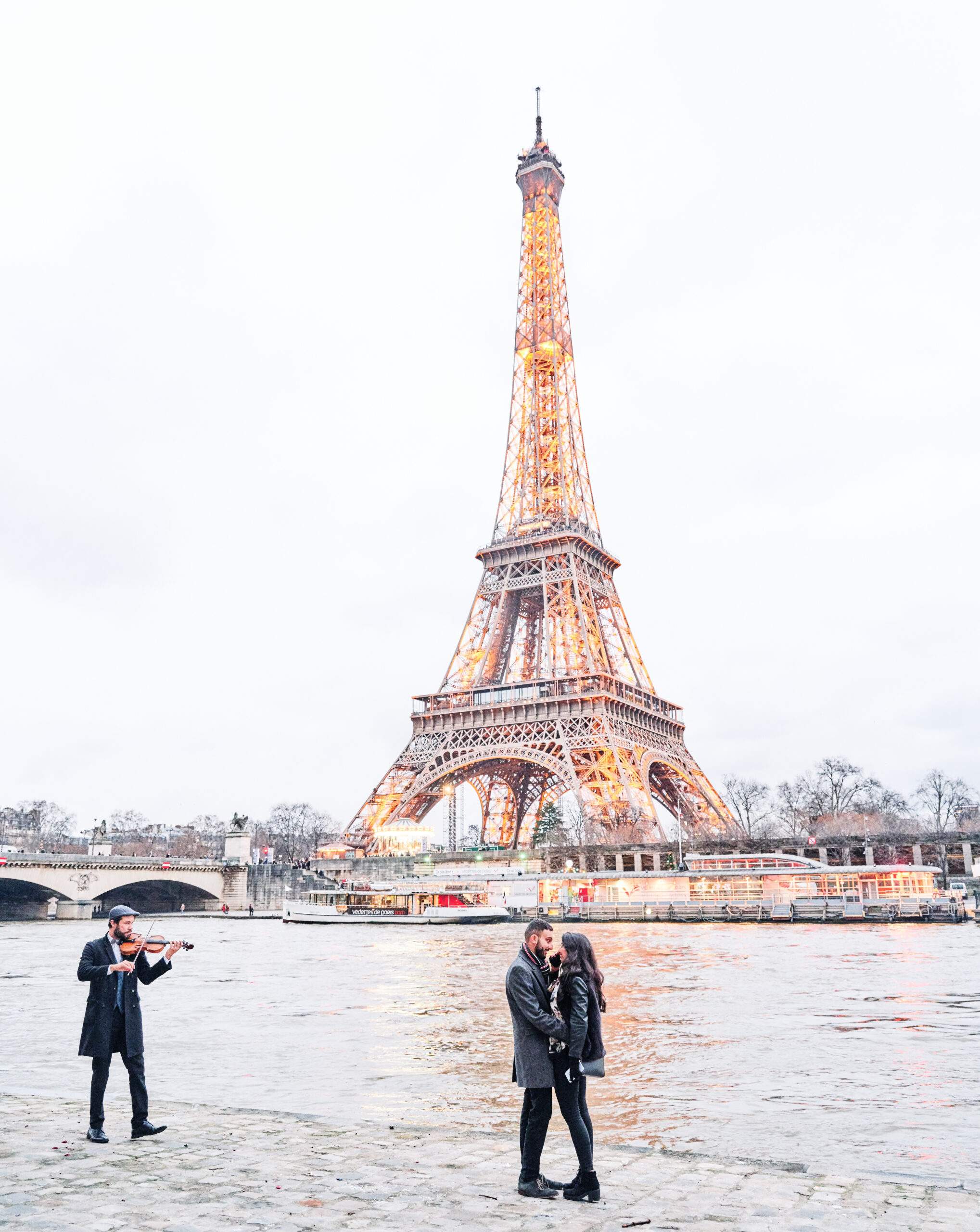 paris surprise proposal photographer