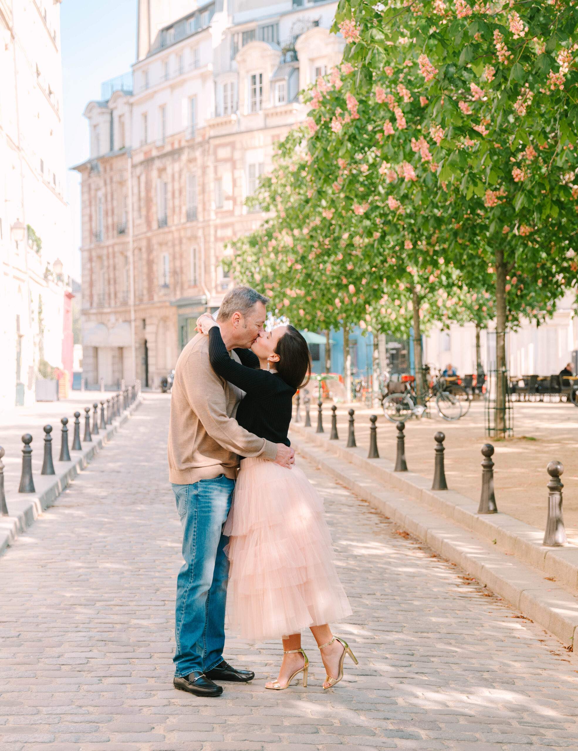 paris engagement photographer karina leigh photography